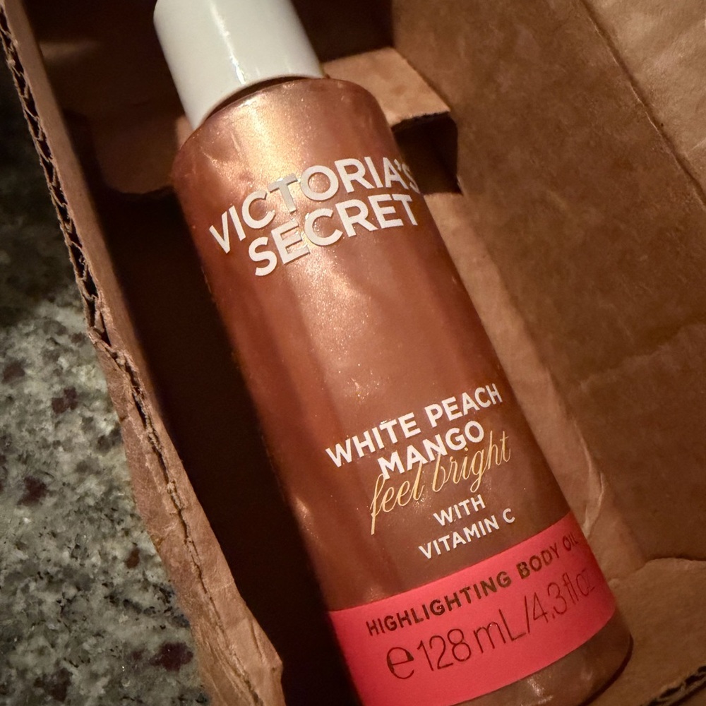Victoria's Secret Highlighting Body Oil - Bronze White Peach Mango